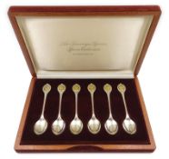 The Sovereign Queen's silver spoon collection by John Pinches London 1977 5oz