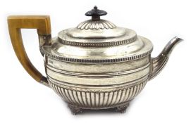 Victorian silver teapot by Mappin & Webb, Sheffield 1893, 22.