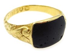 Georgian 18ct gold and onyx mourning ring London 1832 inscribed 'Mrs Louisa Tagg obt 7 May 1834