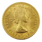 Queen Elizabeth II 1968 gold full sovereign Condition Report <a href='//www.