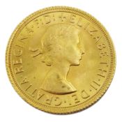 Queen Elizabeth II 1968 gold full sovereign Condition Report <a href='//www.
