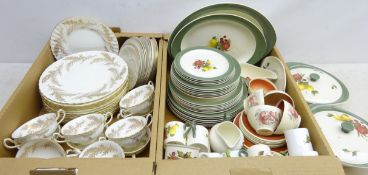 Minton 'Golden Fern' set of twelve dinner plates and soup bowls,
