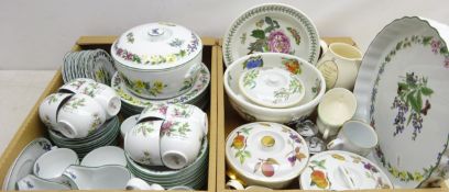 Royal Worcester 'Herbs' dinner and tea service, Evesham oven ware,
