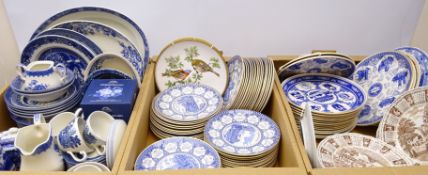 Large collection of Ringtons and other collectors plates,