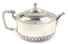 Victorian silver bachelor teapot by John Round & Son Ltd, Sheffield 1887,