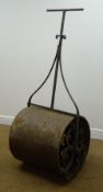 Early 20th century cast iron roller, W64cm Condition Report <a href='//www.