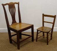 Childs elm chair (W30cm),