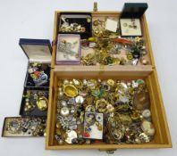 Jewellery box containing assorted costume jewellery, enamel brooches, folding spectacles,