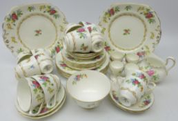 New Chelsea floral pattern tea & coffee set for six Condition Report <a