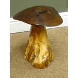 Wooden carved mushroom, W32cm, H35cm, D28cm Condition Report <a href='//www.