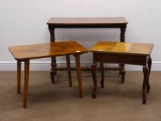 Early 20th century inlaid mahogany table, turned supports and stretchers (W86cm, H68cm,