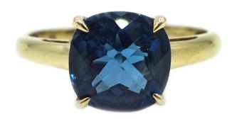 Gold blue topaz ring, stamped 9K Condition Report Approx 2.