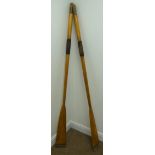 Pair of spruce dinghy oars, L180cm (2) Condition Report <a href='//www.