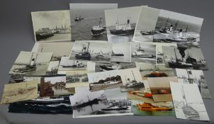 Hull Interest: Collection of mainly monochrome photographs including 'The Wreckage of the R38 in