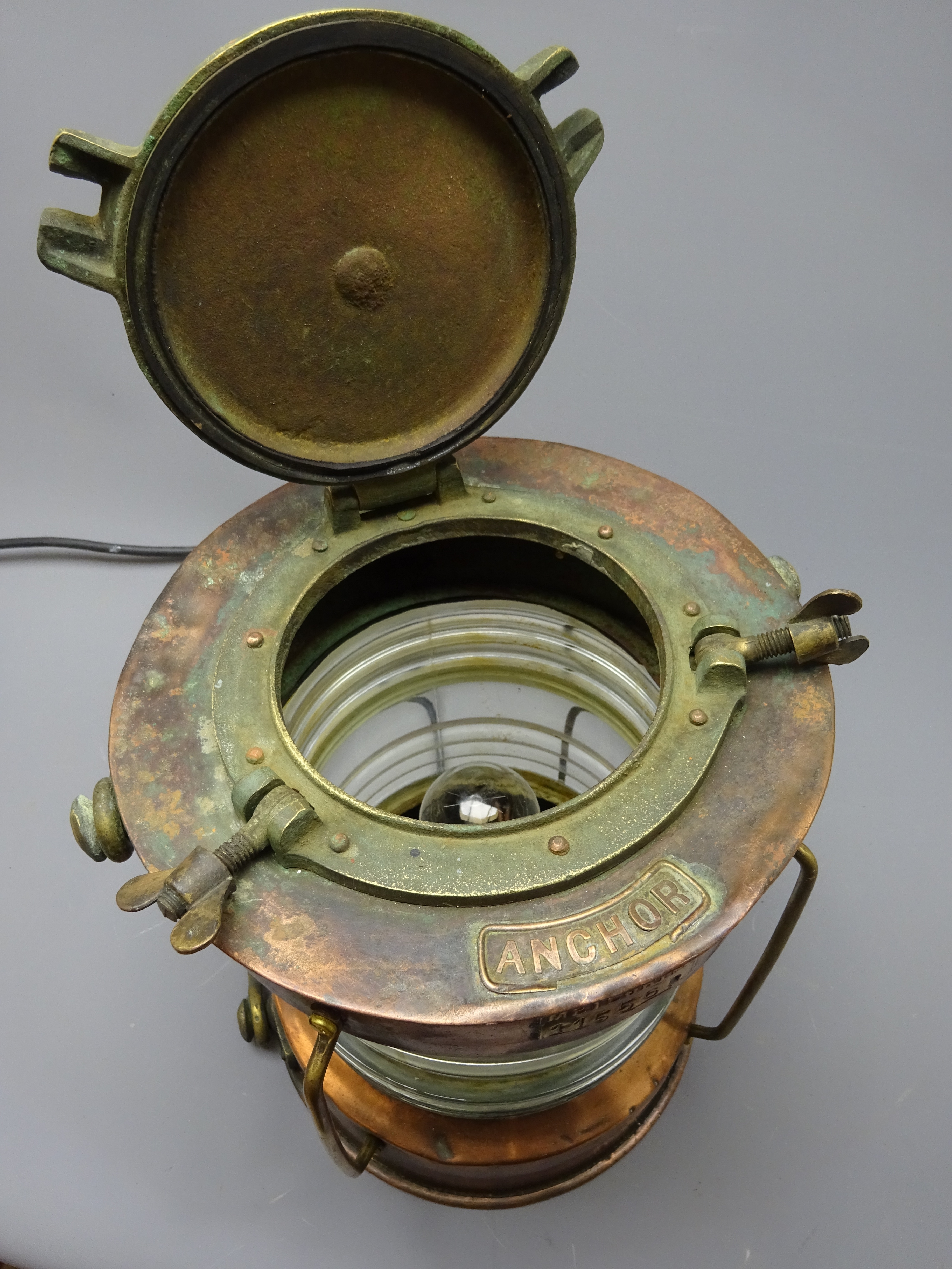 Meteorite ship's brass and copper Anchor light, with clear glass lens, and twin cover, No. - Image 3 of 4