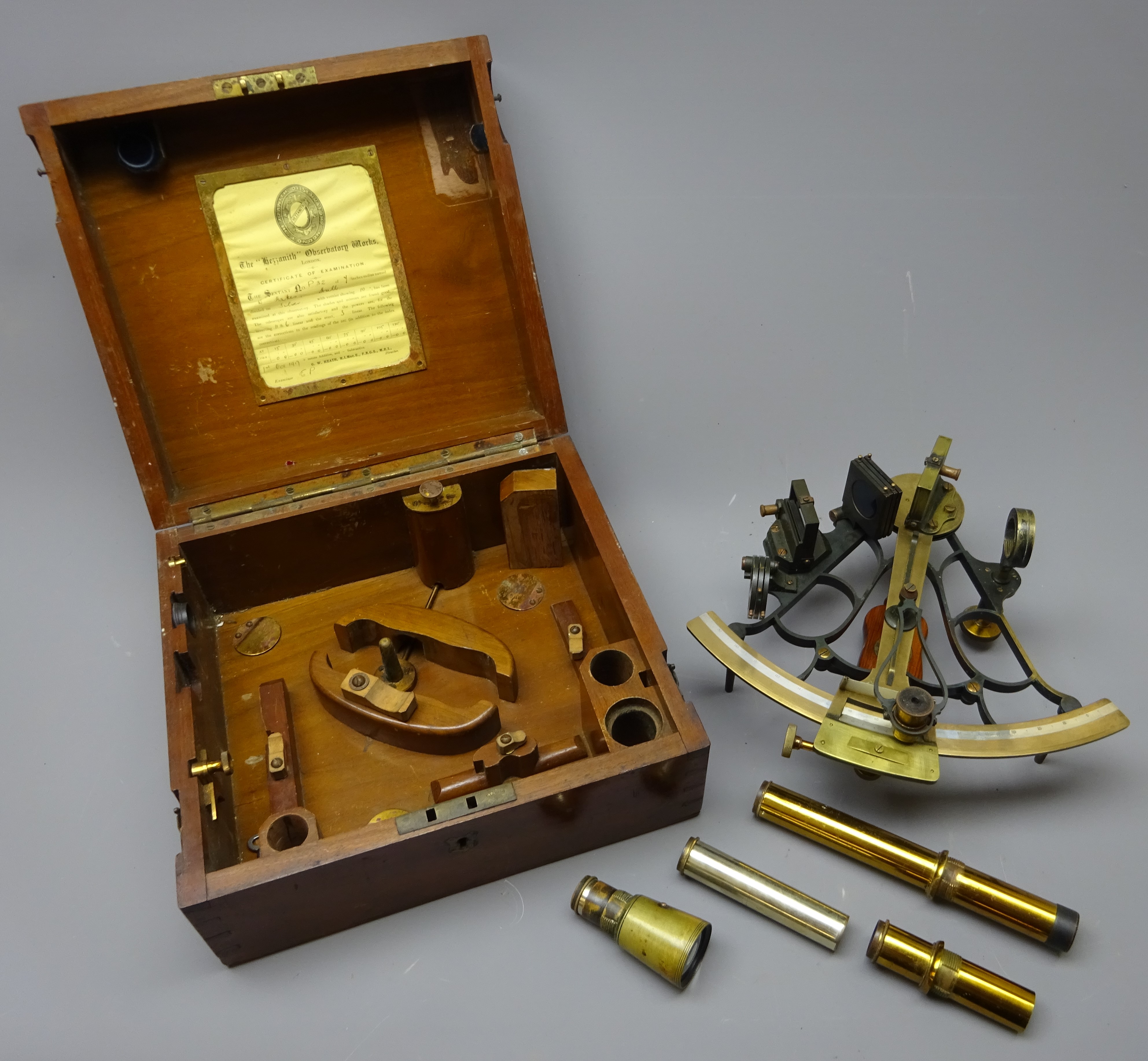 Early 20th century 'Hezzanith' Sextant No.P32, made for W.