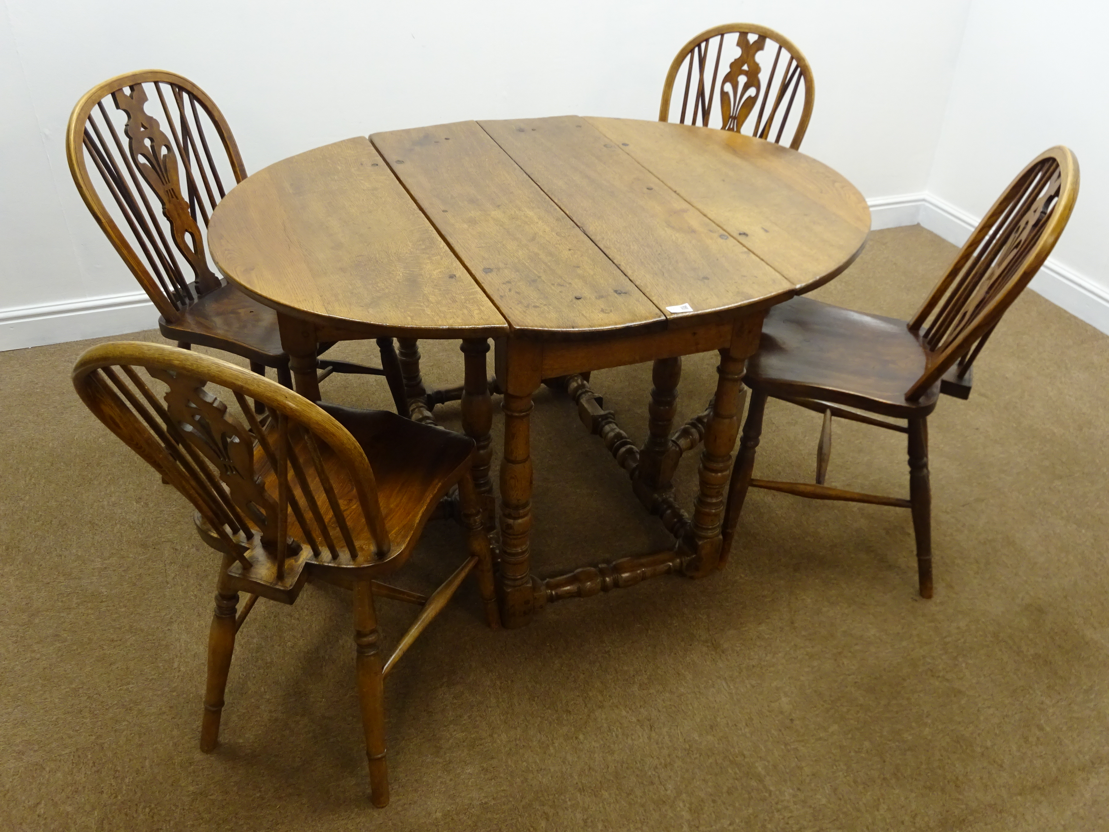 19th century oval oak drop leaf table, gate leg action, - Image 2 of 5