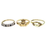 9ct gold Cladagh ring, sapphire and diamond ring and a pearl ring,