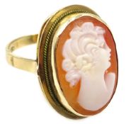 14ct gold cameo ring, stamped 585 Condition Report Approx 3.