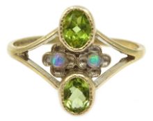 9ct gold opal and peridot ring, hallmarked Condition Report Approx 1.