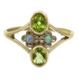 9ct gold opal and peridot ring, hallmarked Condition Report Approx 1.