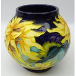 Moorcroft limited edition Topeka pattern globular vase designed by Jeanne McDougall, dated 2000 no.