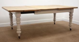 Victorian farmhouse style pine extending dining table, on turned supports, L211cm x W122cm,