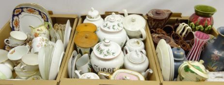 1920s Carlton Ware Kien Lung pattern jar and cover, 19th century tea ware,