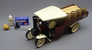 Mamod Steam Wagon SW1 with load of wooden barrels and poles, steering extension,