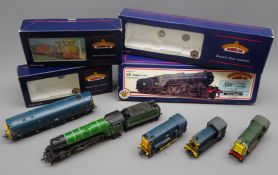 Bachmann '00' gauge - five locomotives comprising Class V2 LNER 2-6-2 No.