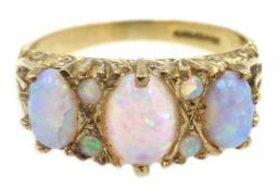 9ct gold opal ring, hallmarked Condition Report Approx 2.