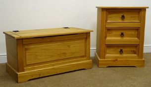 Corona pine blanket box, hinged lid, plinth base (W84cm, H42cm, D45cm) and matching bedside chest,