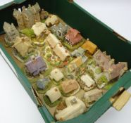 Twenty-one Lilliput Lane British/ English Collection cottages,