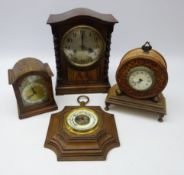 Oak cased mantle clock silvered dial flanked by barley twist columns, H31cm,