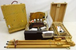 Winsor & Newton table box easel containing three W&N brushes, other brushes, oil & other paints,
