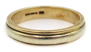 9ct white and yellow gold wedding band hallmarked Condition Report 5.