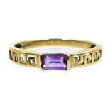 9ct gold amethyst key design ring, hallmarked Condition Report Approx 1.