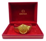 Omega Seamaster gentleman's automatic wristwatch, with day/date aperture, on Omega strap,