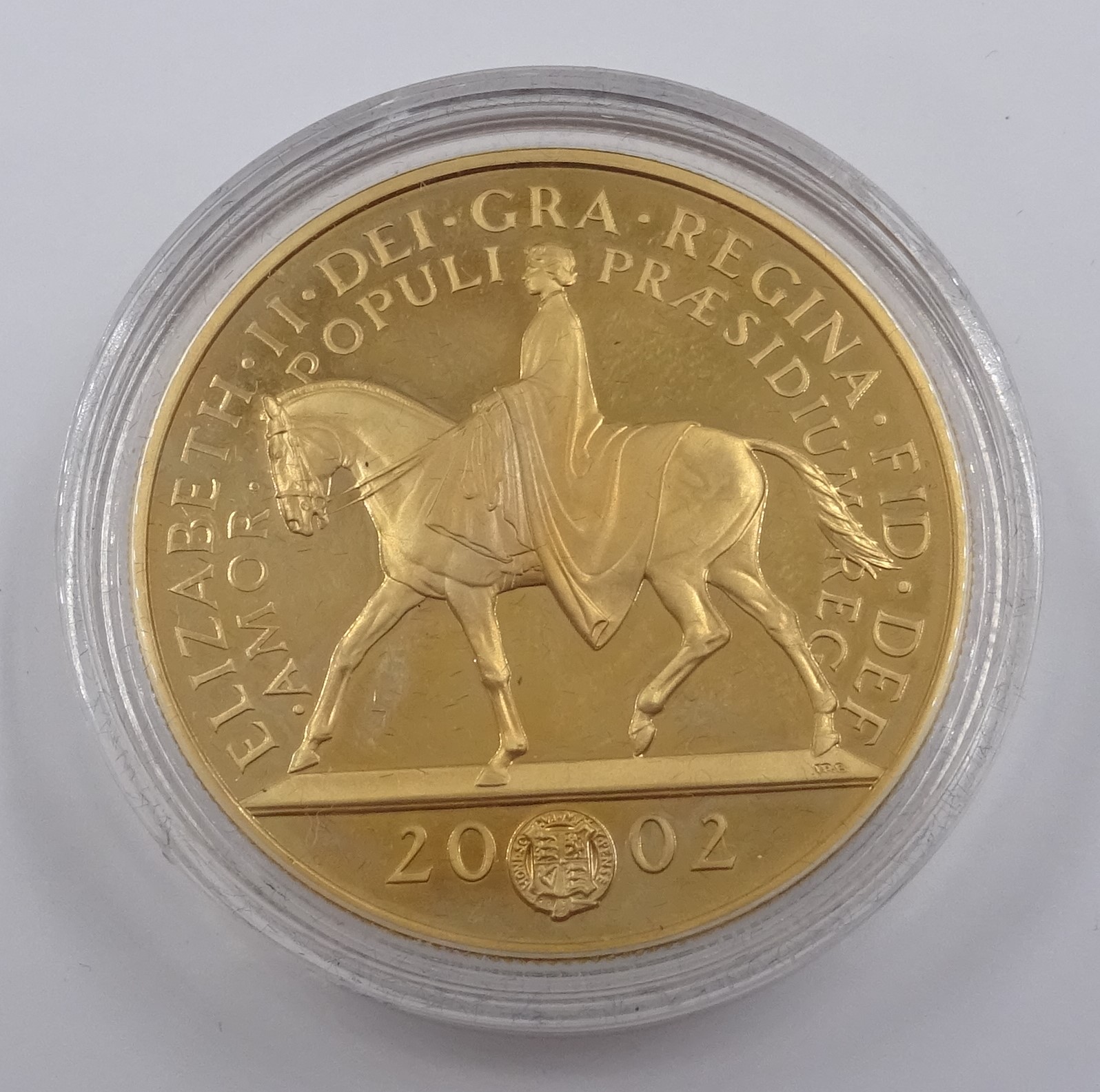 Queen Elizabeth II 2002 gold proof five pound coin, 'Golden Jubilee', - Image 2 of 3