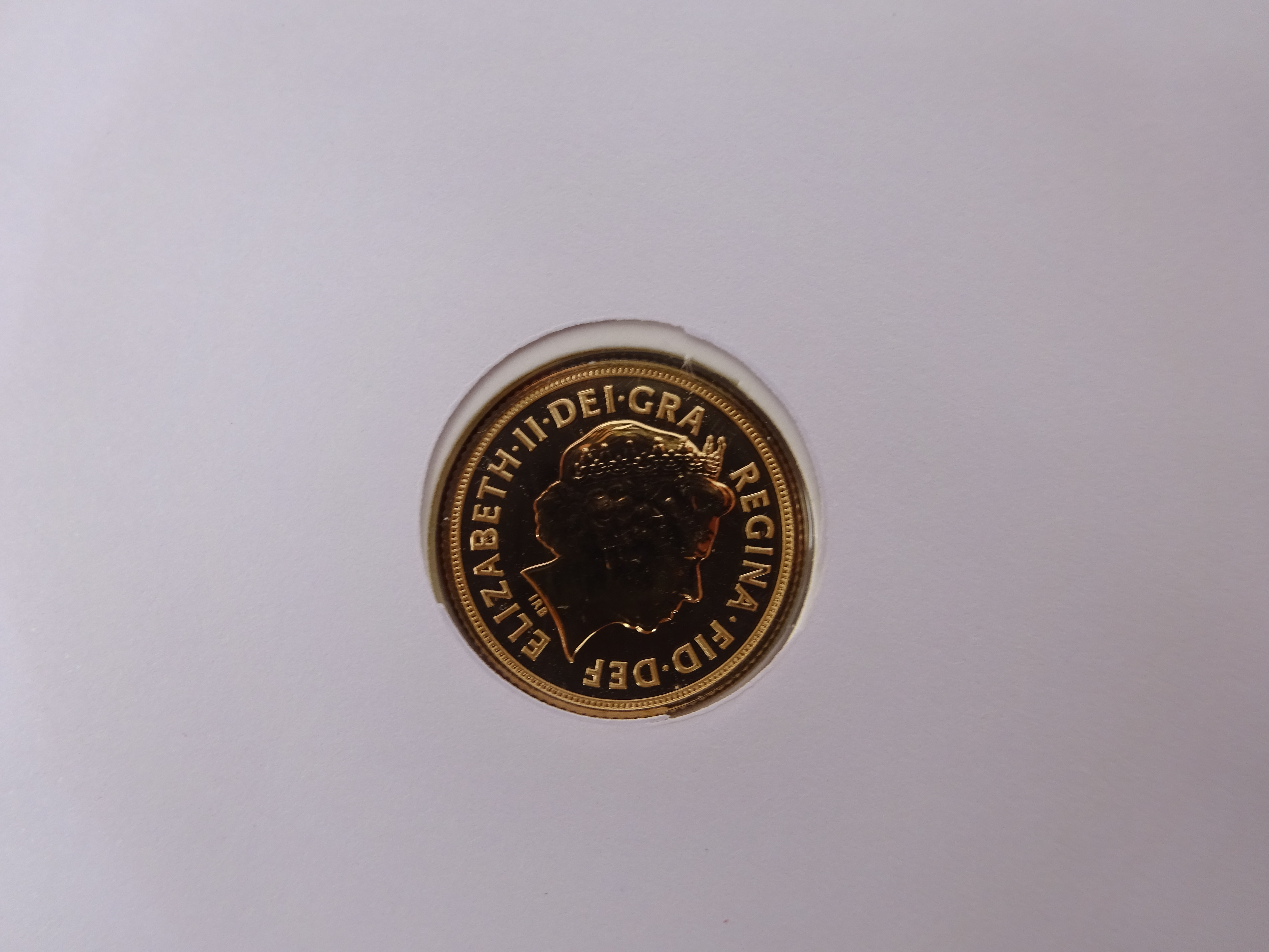 Queen Elizabeth II 2014 gold full sovereign, - Image 3 of 4