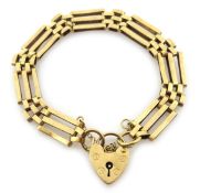 9ct gold gate bracelet hallmarked Condition Report 11.3gm<a href='//www.