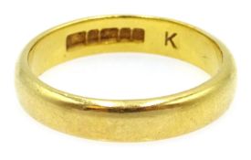 22ct gold wedding ring, Birmingham 1959 Condition Report 4.1gm<a href='//www.