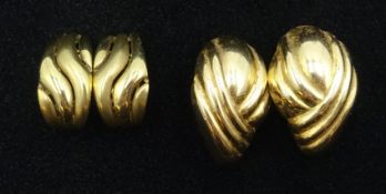 Two pairs of 9ct gold earrings, stamped 375 or hallmarked Condition Report Approx 11.