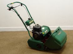 Qualcast 43s Classic petrol lawn mower