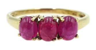 9ct gold three stone ruby ring, hallmarked Condition Report Approx 1.