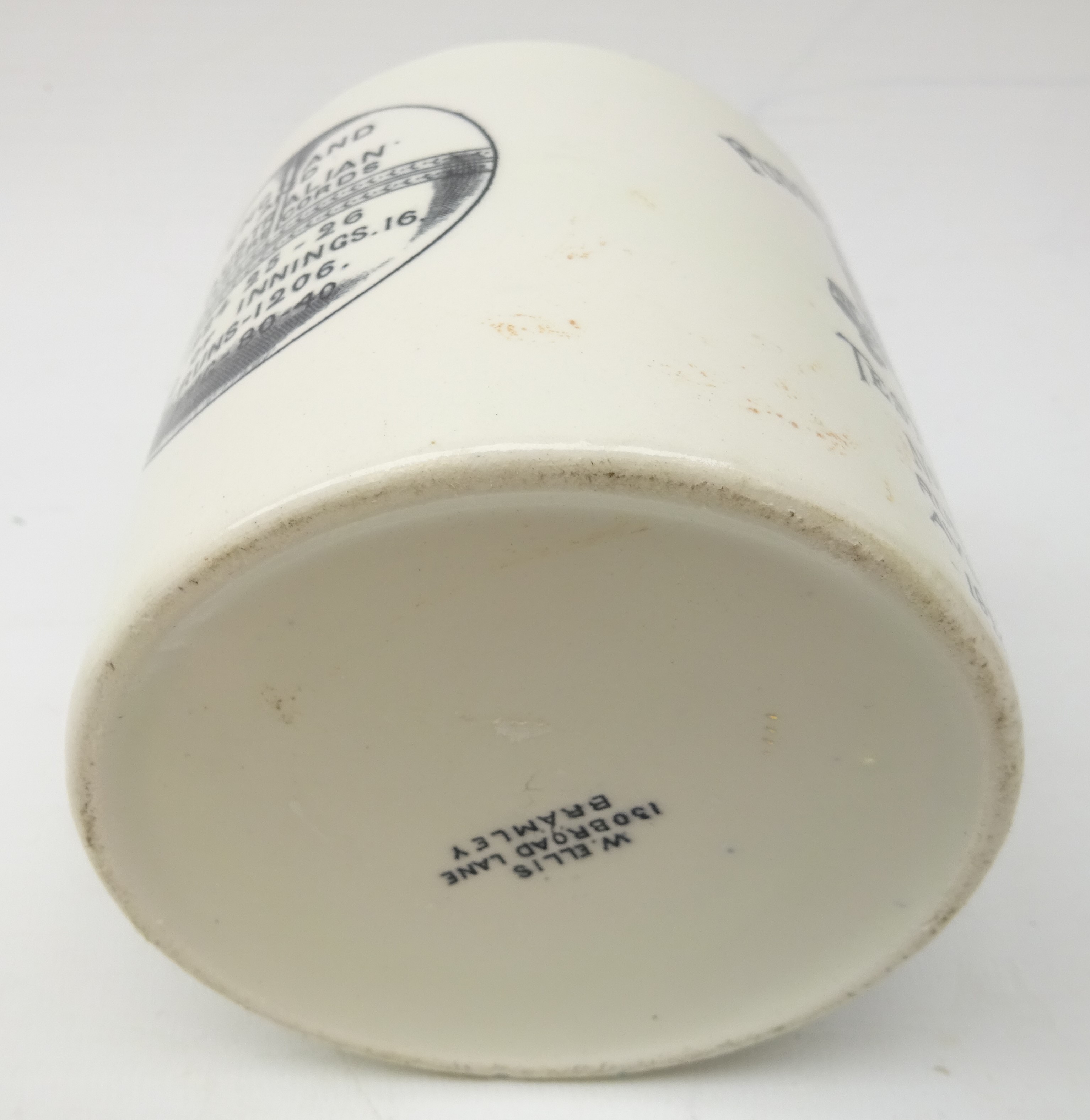 Cricket - Pudsey Corporation Commemorative transfer printed mug for 'Herbert Sutcliffe World Record - Image 5 of 5