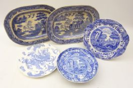 Grainger, Lee & Co Worcester Blue Dragon printed plate, D25cm, two early 19th century Willow pattern