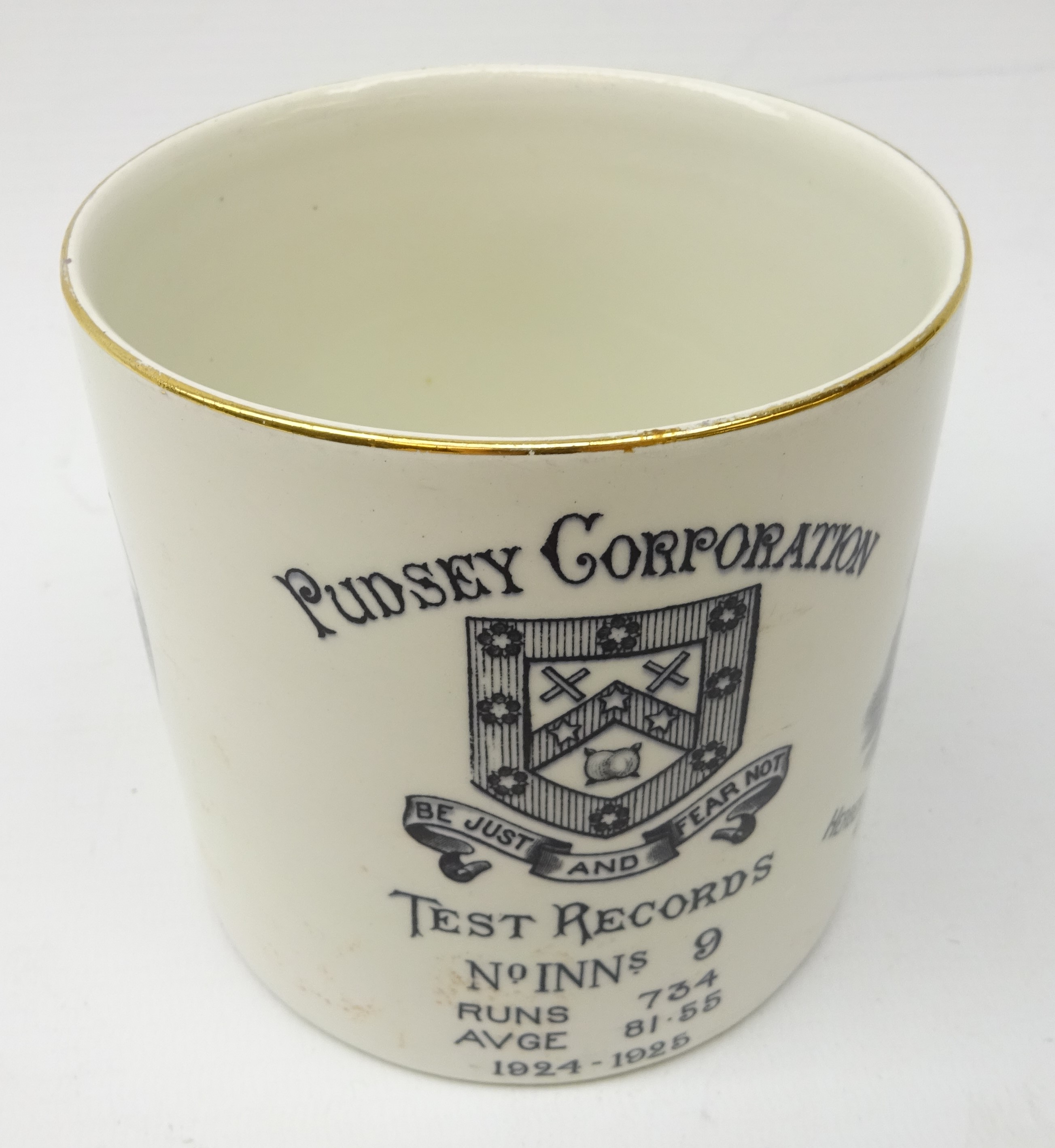 Cricket - Pudsey Corporation Commemorative transfer printed mug for 'Herbert Sutcliffe World Record - Image 3 of 5