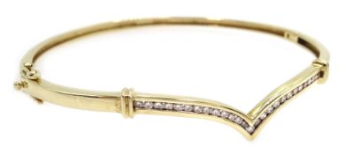 9ct gold diamond set wishbone hinged bangle, stamped 375 Condition Report Approx 9.