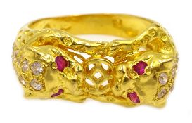 22ct gold diamond and ruby double tiger ring stamped 916 Condition Report size